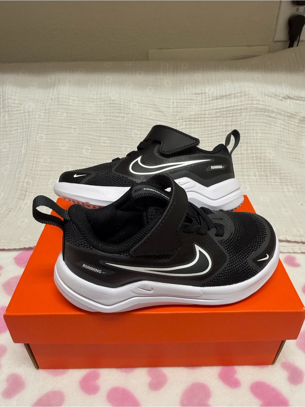 Nike Kids Black & White Velcro Athletic Sneakers
